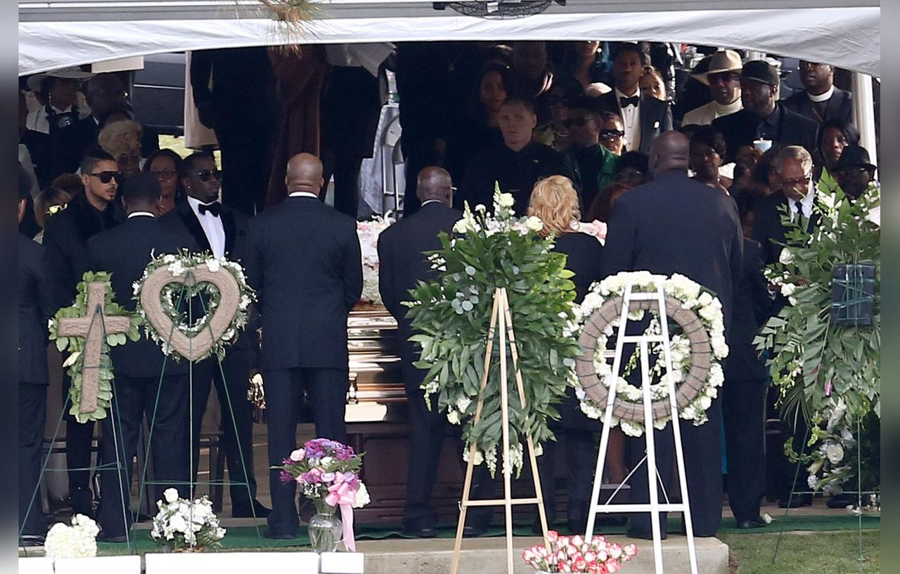 Diddy Delivers Eulogy Holds Hands With Mary J. Blige Kim Porter Funeral