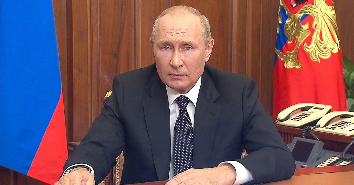 Vladimir Putin's Health Called Into Question After Falling Down Stairs