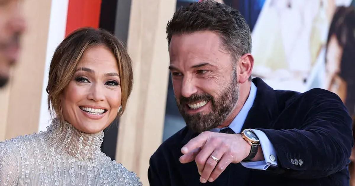 The pair is also reportedly still negotiating the sale of their Los Angeles mansion.