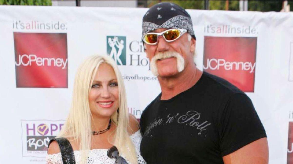 Photo of Hulk and Linda Hogan