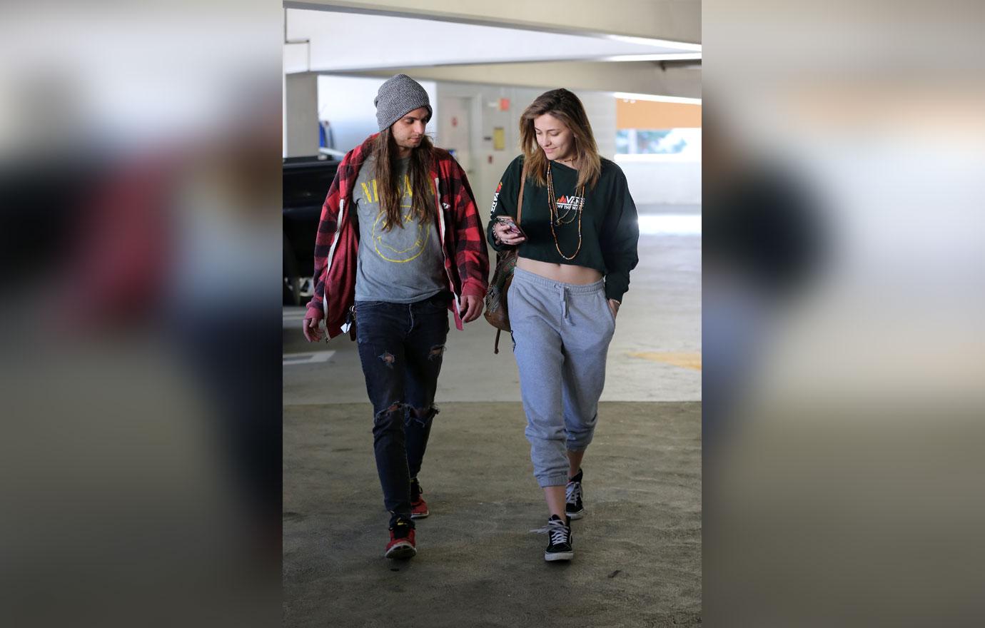 Paris Jackson Has Date With Boyfriend After Suicide Attempt