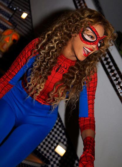 //beyonce halloween twitter