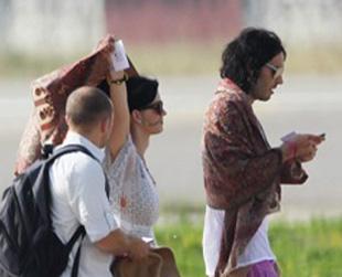 //spl_russell_brand_katy_perry_ _ _