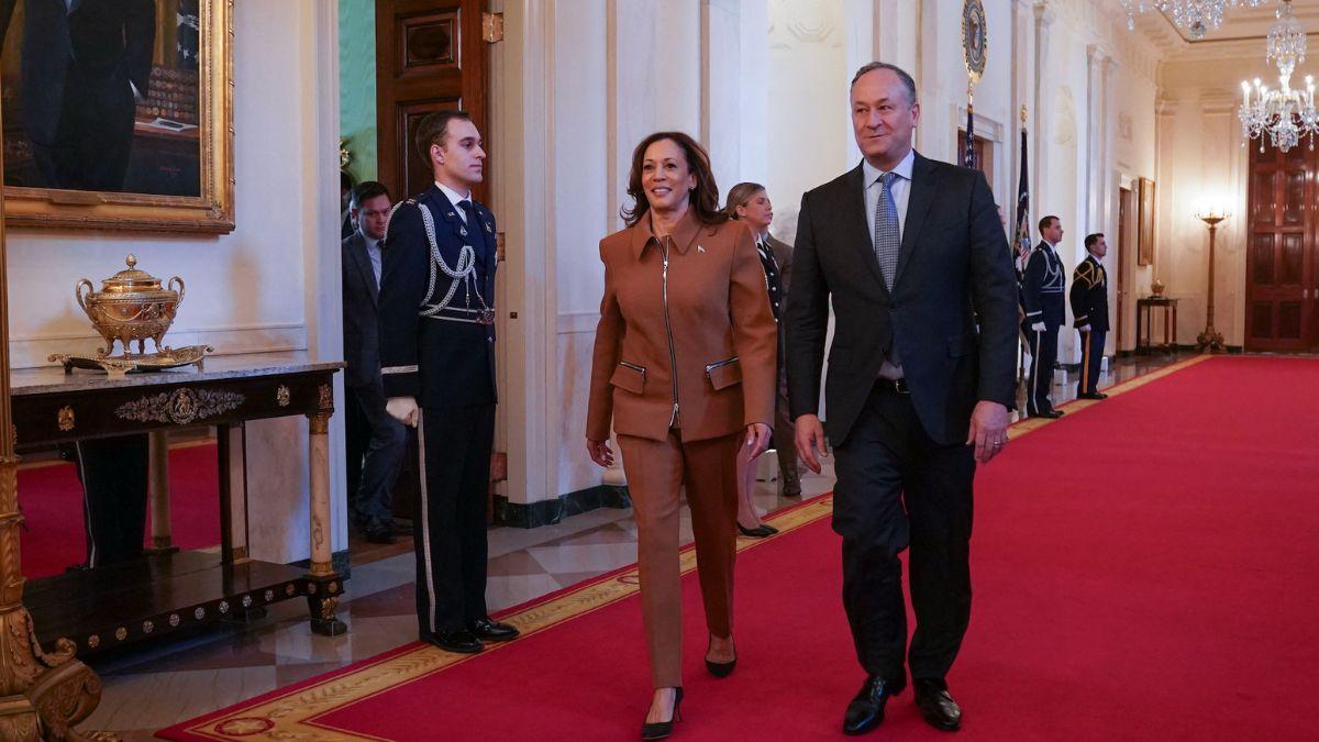 Photo of Kamala Harris, Doug Emhoff