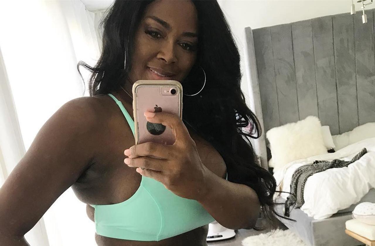 Kenya Moore Flat Tummy Post Baby Body