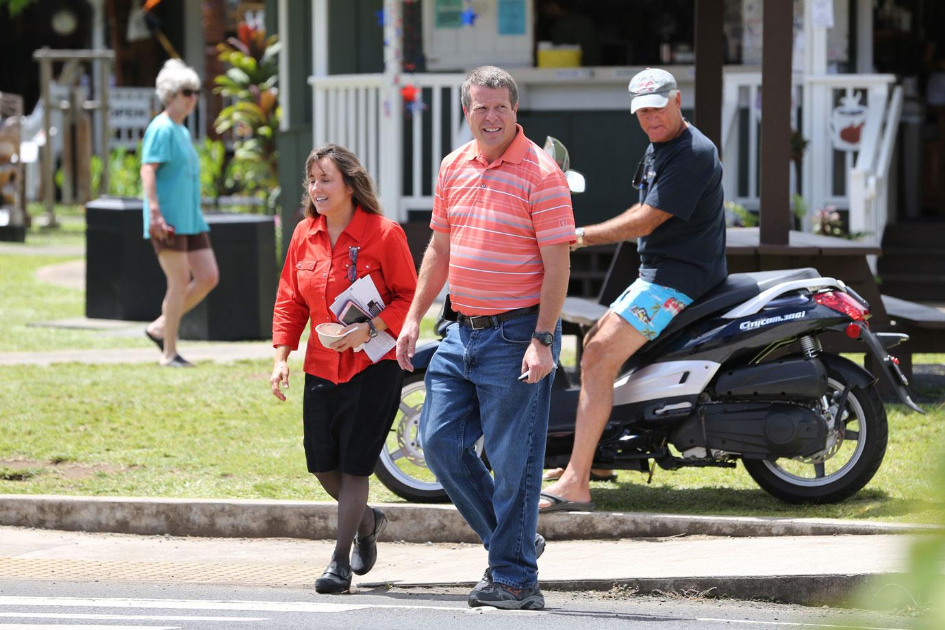 Jim Bob Michelle Duggar Outfit Hawaii Pics