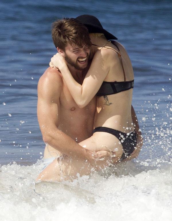 Miley Cyrus Nude Topless Bikini​