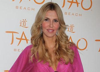 //brindi glanville cn twitte