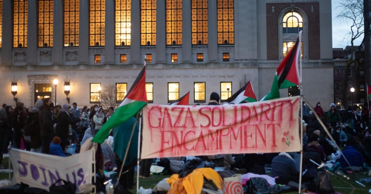 Holocaust Survivor Predicts Anti-Israel Protestors Could End in 'Tragedy for Everybody' as Columbia University Protests Escalate - Vimarsana News