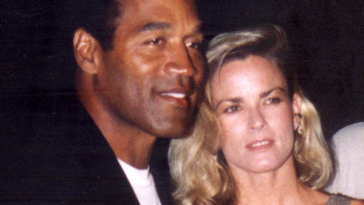 Photo of O.J and Nicole Simpson 