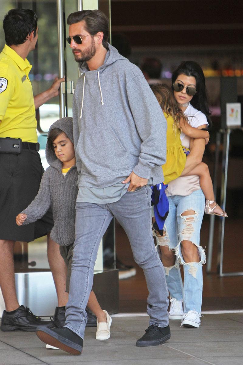 Scott Disick Kourtney Kardashian Back Together Dating Kids Jet Pics