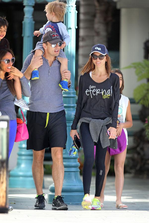 Giuliana Rancic Looks Skinny In Los Angeles