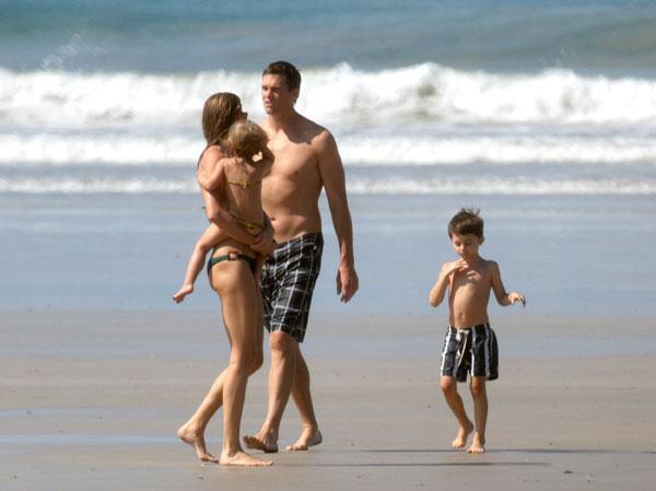 Gisele Bundhen Bikini Photos -- Family Beach Day In Costa Rica