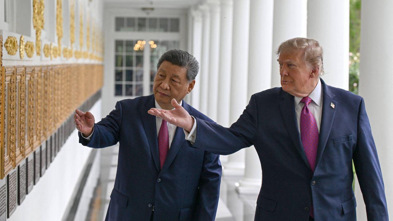 Photo of Donald Trump and Xi Jinpeng
