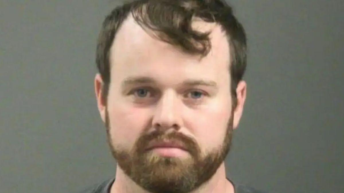 image of The 'singles' wall resurfaced amid Joseph Duggar's molestation charges.