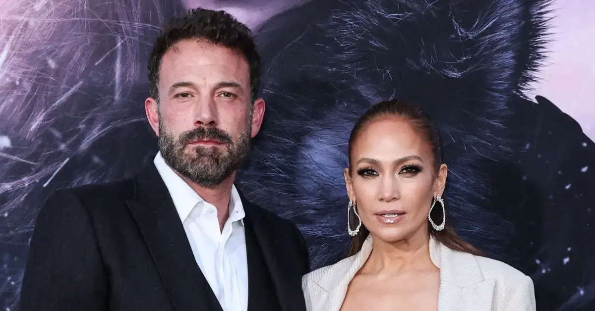 ben affleck jlo leaking money