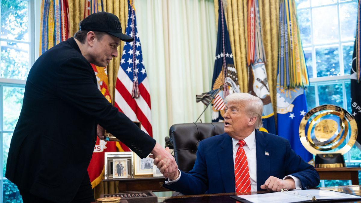 Photo of Elon Musk and Donald Trump