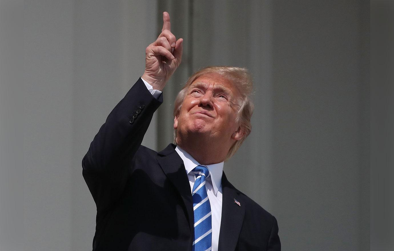 donald trump solar eclipse no glasses