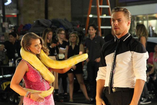 Bindi Irwin Dancing With The Stars Snake