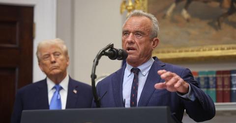 Photo of Donald Trump and Robert F. Kennedy Jr.