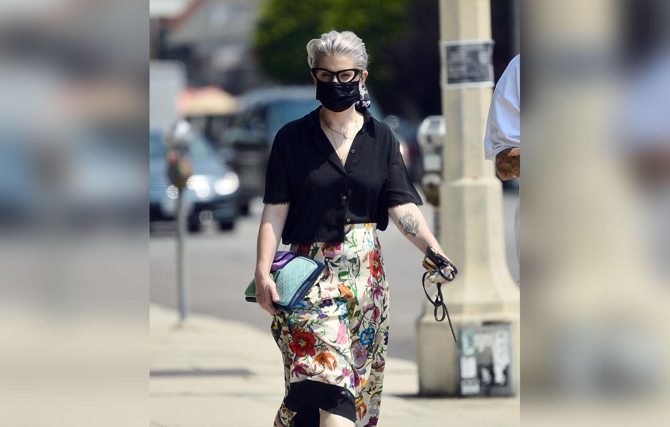 kelly osbourne comments hardest year relapse rehab