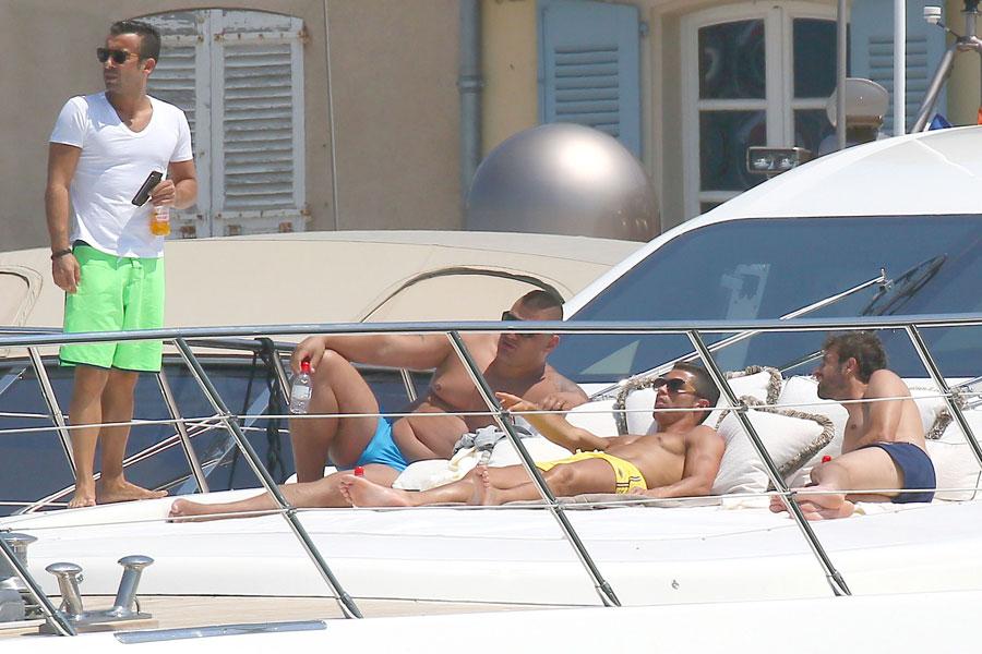 Christiano Ronaldo Shirtless On A Yacht