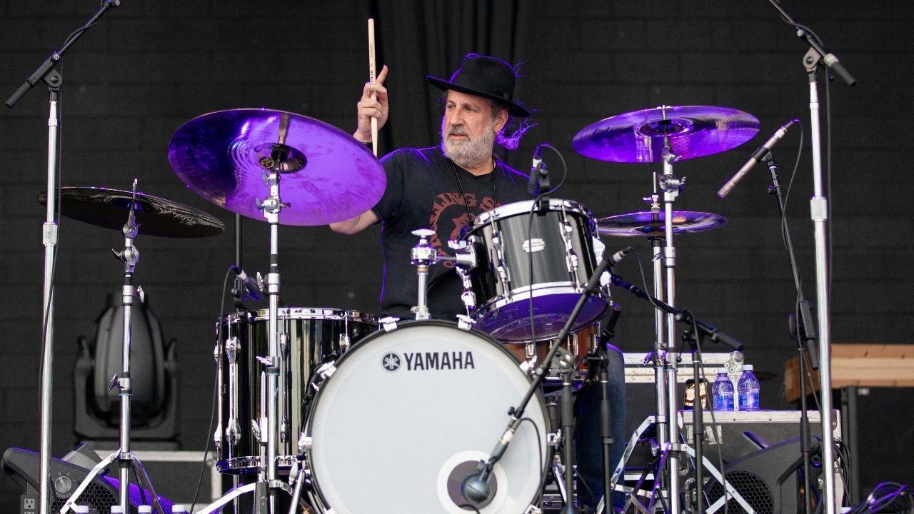 Photo of Aaron Comess of Spin Doctors