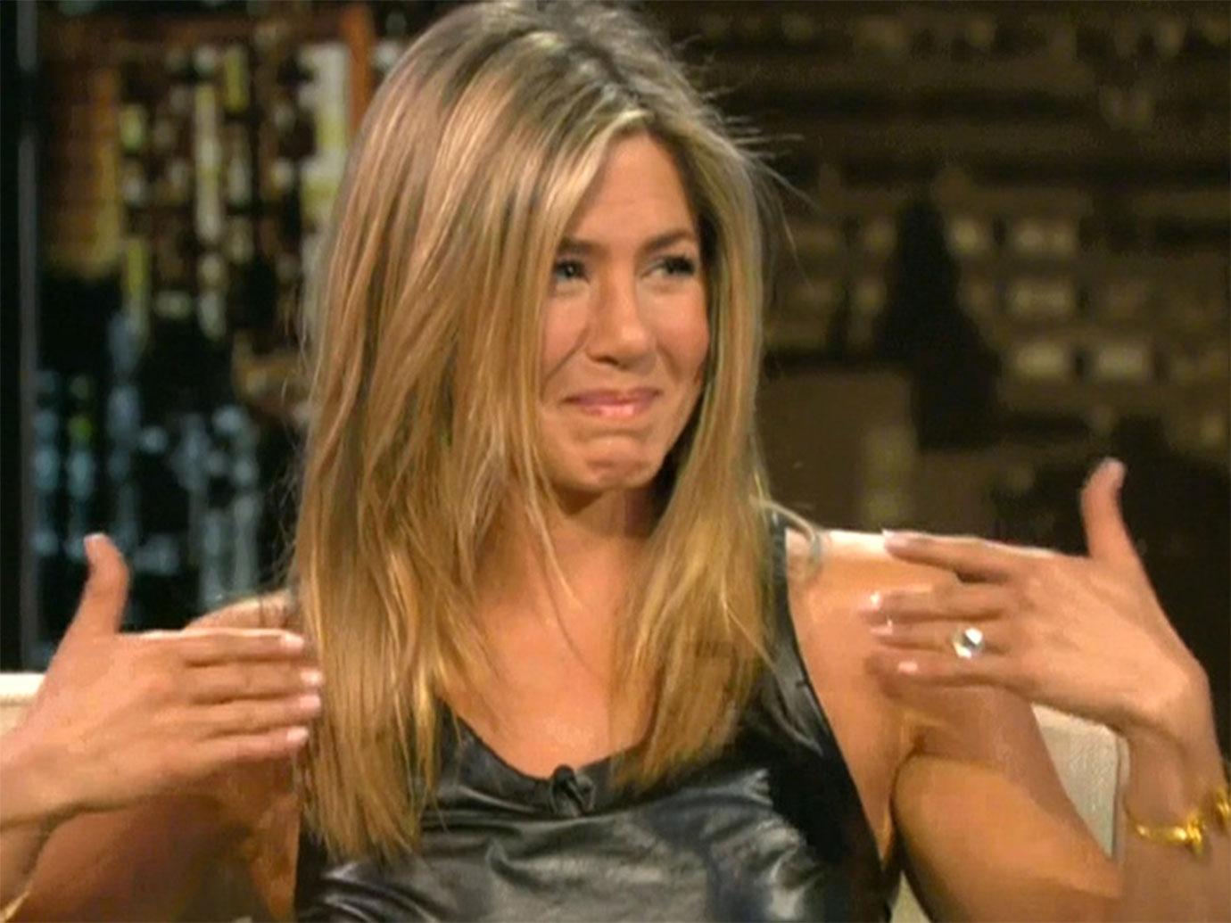 //jennifer aniston chelsea handler tore friendship apart