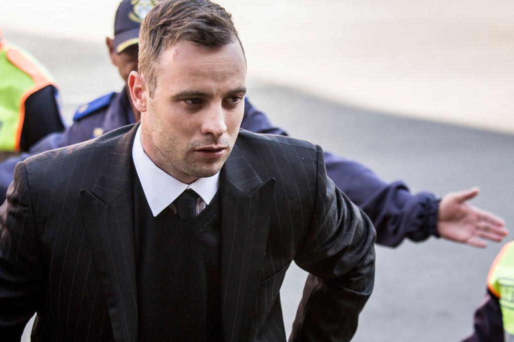 Convicted Killer Oscar Pistorius Walks Without Prosthetic Legs In Court