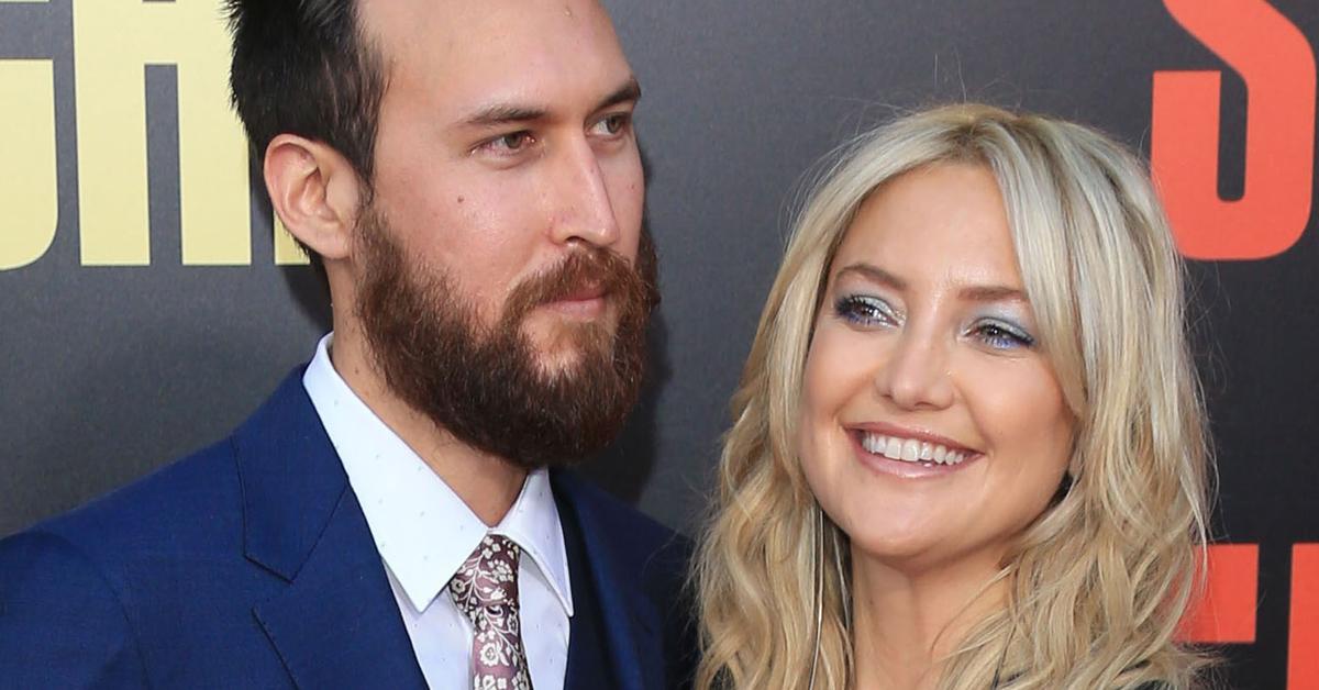 Kate Hudson Shows Off New Man With Steamy PDA