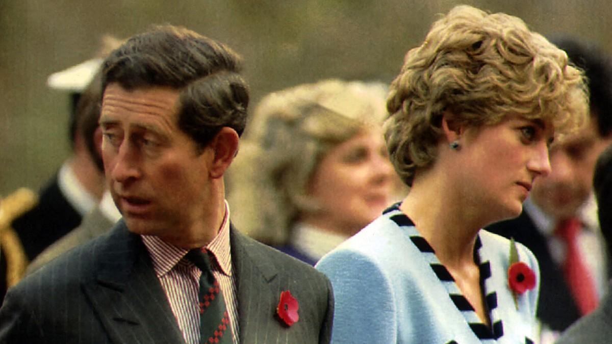 Photo of Prince Charles and Princess Diana