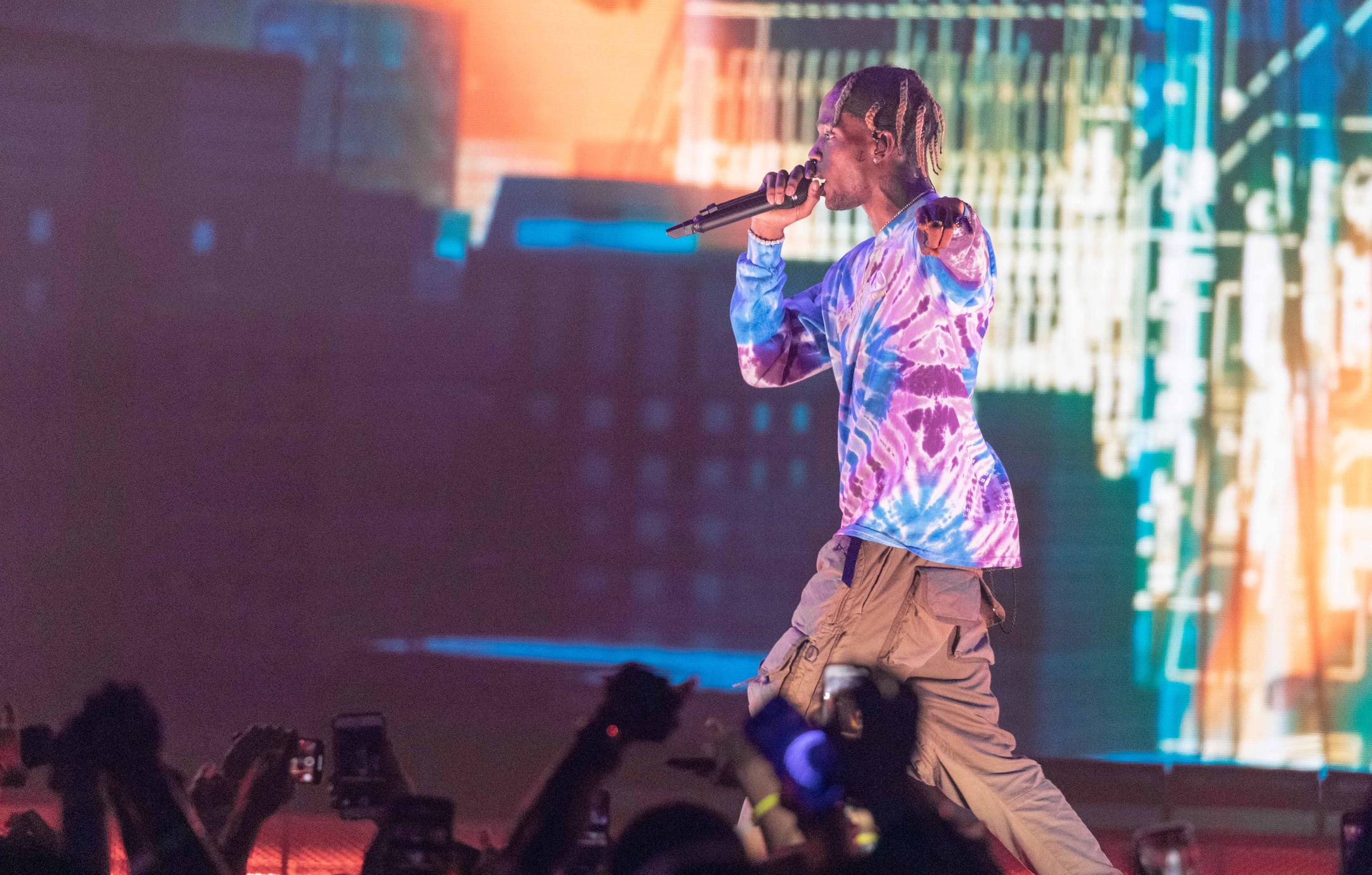 Travis Scott Supplied Only 2 Water Stations, Leaving Fans 'Dehydrated ...