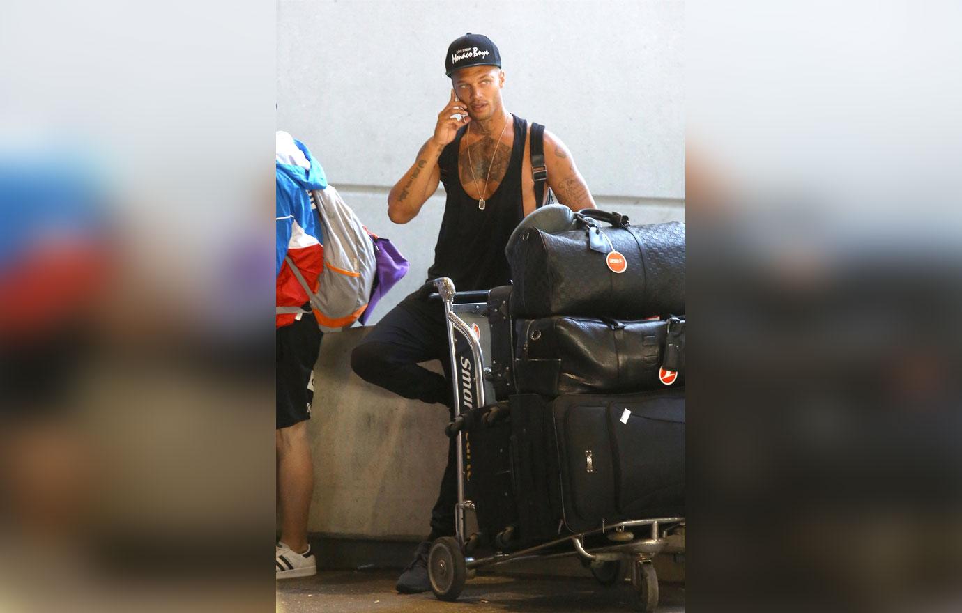 Hot Felon Jeremy Meeks Back In LA After Kissing Heiress Pics