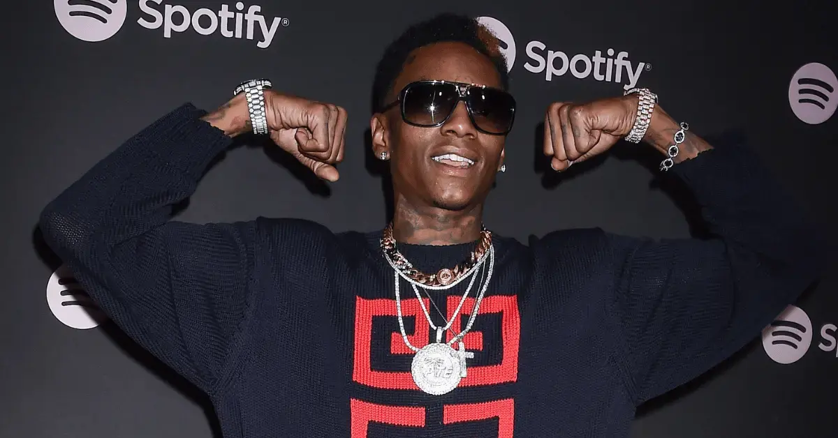 soulja boy girlfriend demands  million blue face rapper defamaton claims about her child