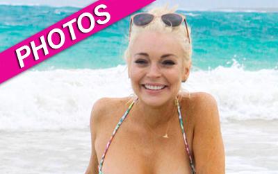 //lindsay lohan beach post