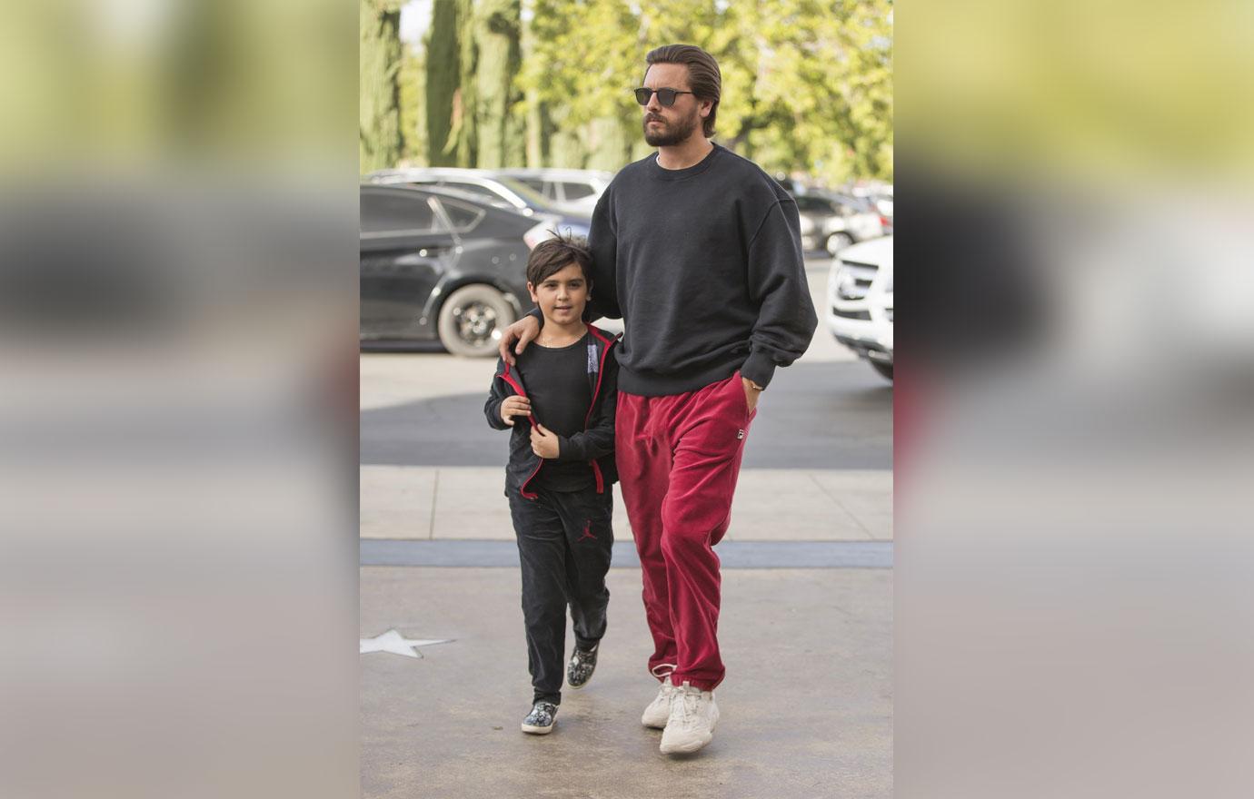 //scott disick breakup rumors sofia richie lionel richie slams relationship comments