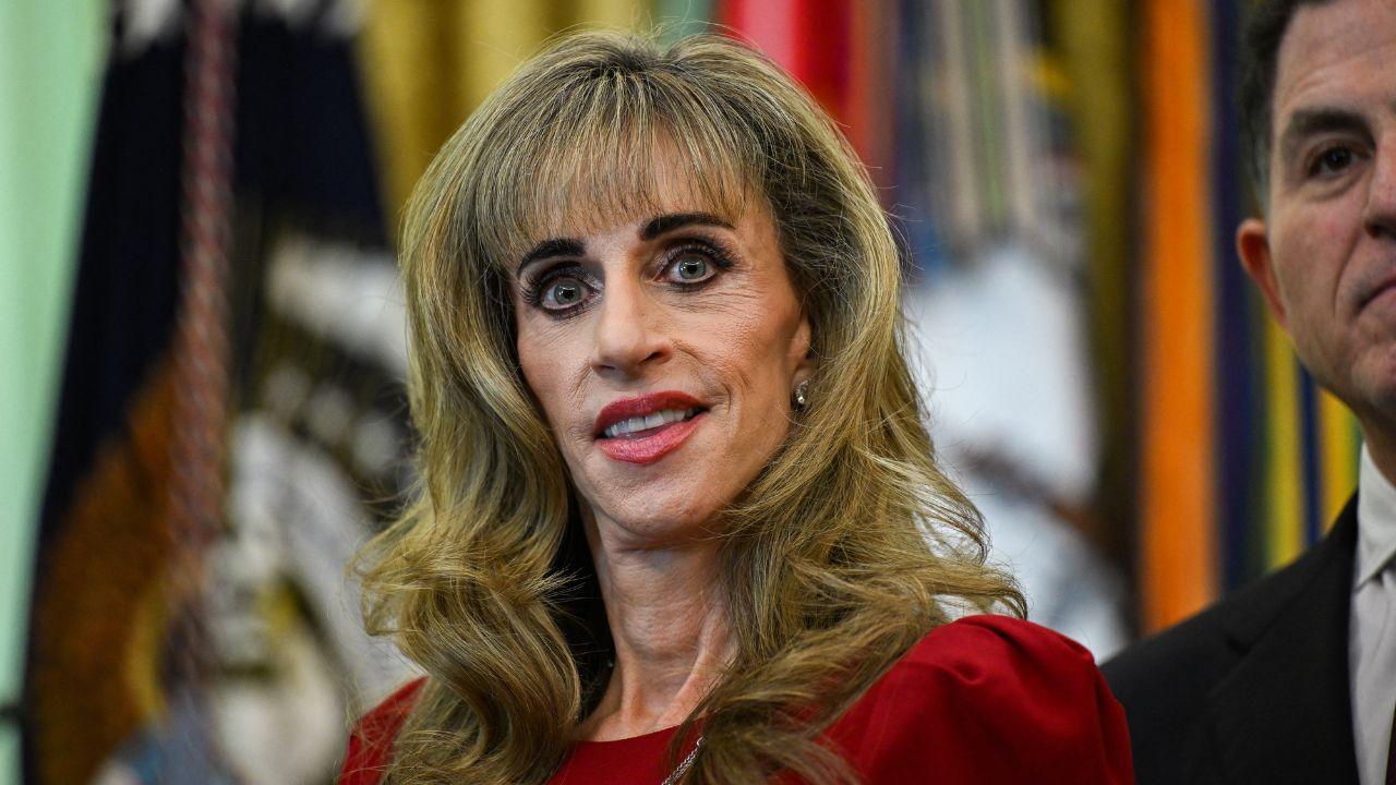 Photo of Susan Dell