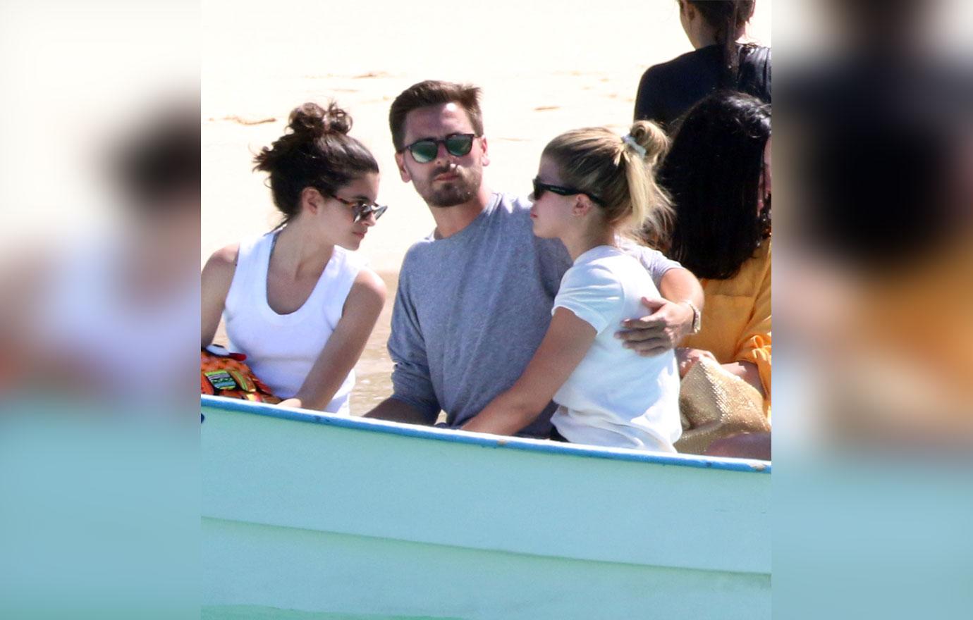 Scott Disick and Sofia Richie Hang Out on Mexico Yacht