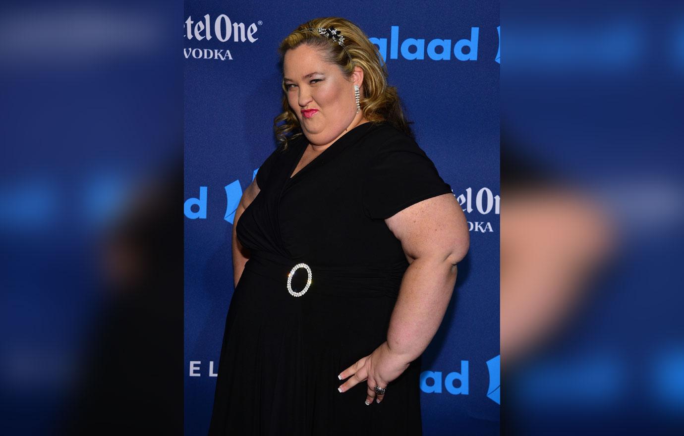 Mama June From Not To Hot Honey Boo Boo Meets Sugar Bear Fiancee First Time