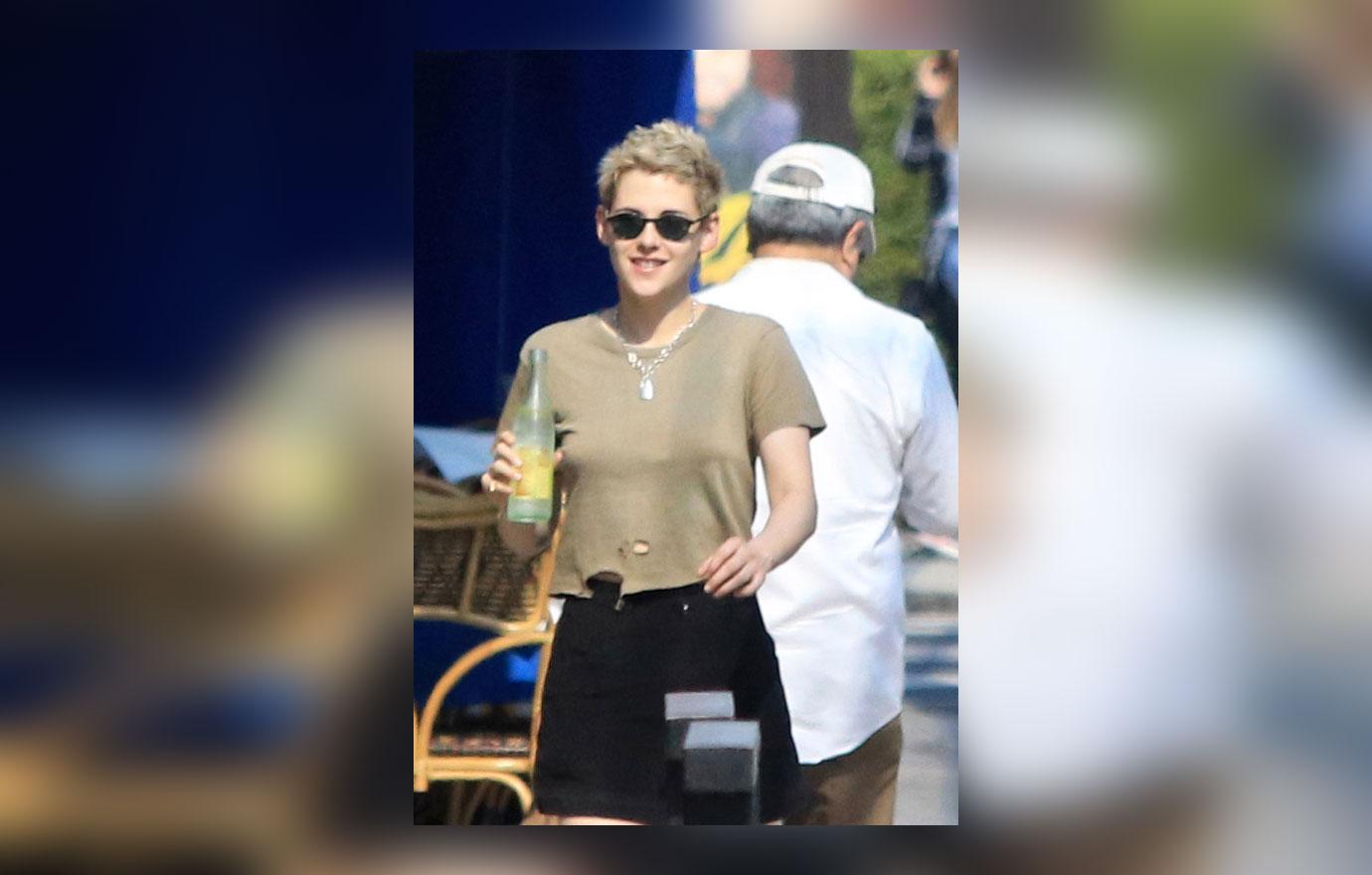 Kristen Stewart Enjoys Date With Galpal Stella Maxwell