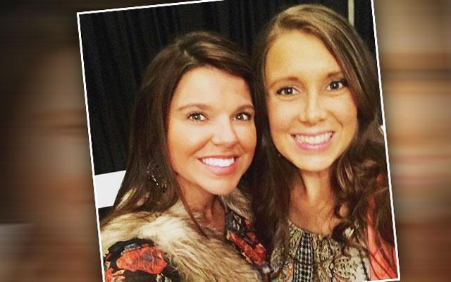 Amy Duggar Shares Photo With Anna Threatens To Delete Mean Comments