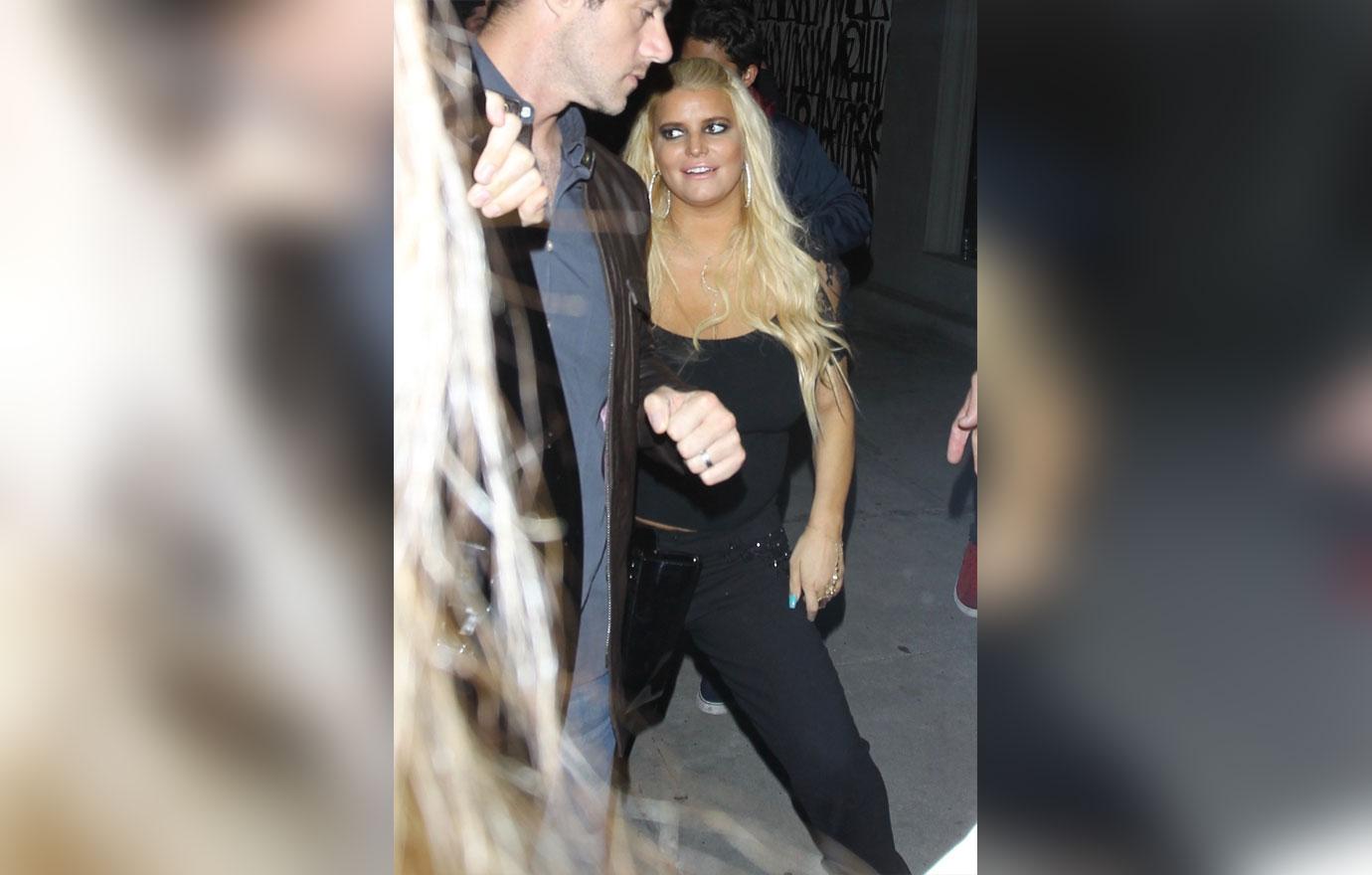 Jessica Simpson drunk photos