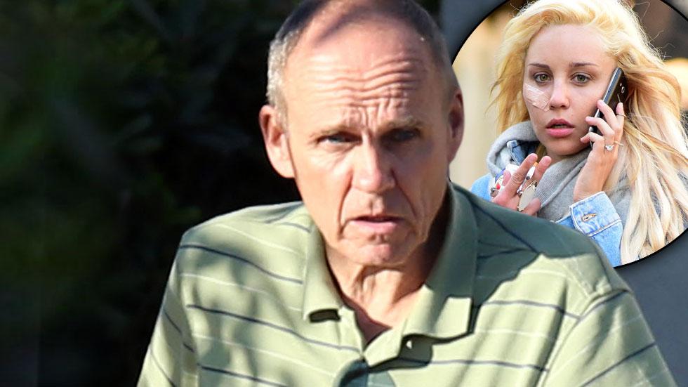 //amanda bynes father denies accusations