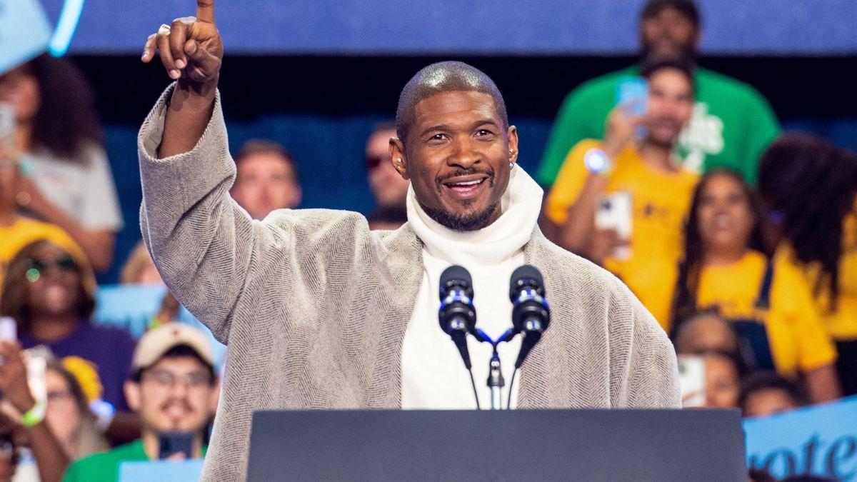 image of The singer, who was mentored by Diddy early in his career, said he had 'nothing negative' to say about him.