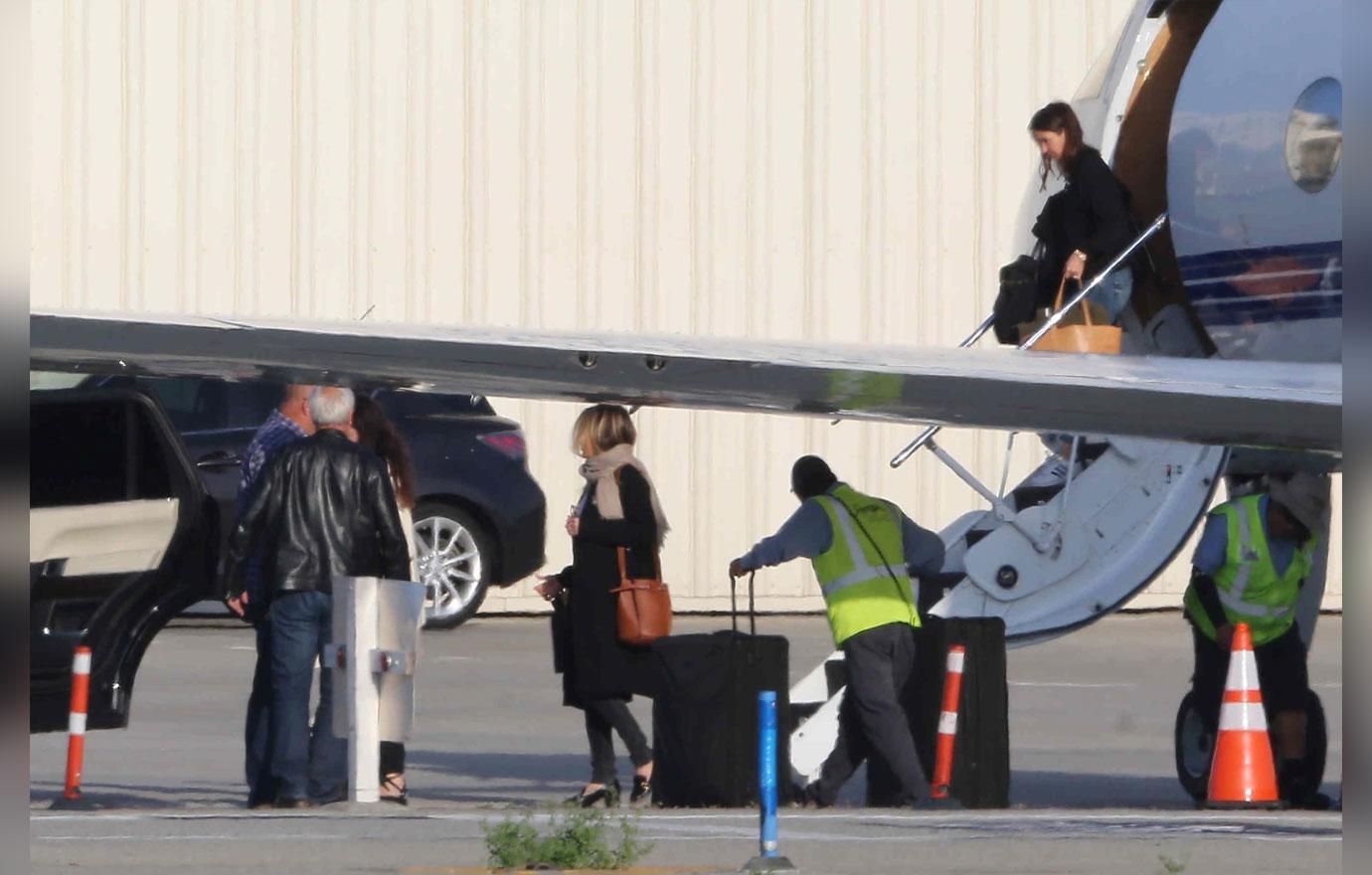 Jennifer Aniston Jets Away After Failing To Rekindle With Brad Pitt