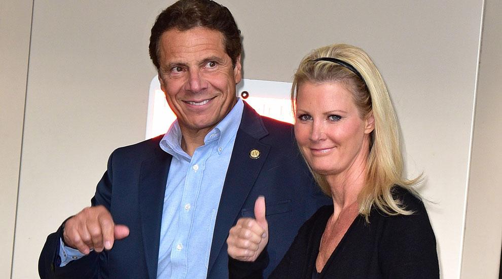 //sandra lee surgery leaves hospital