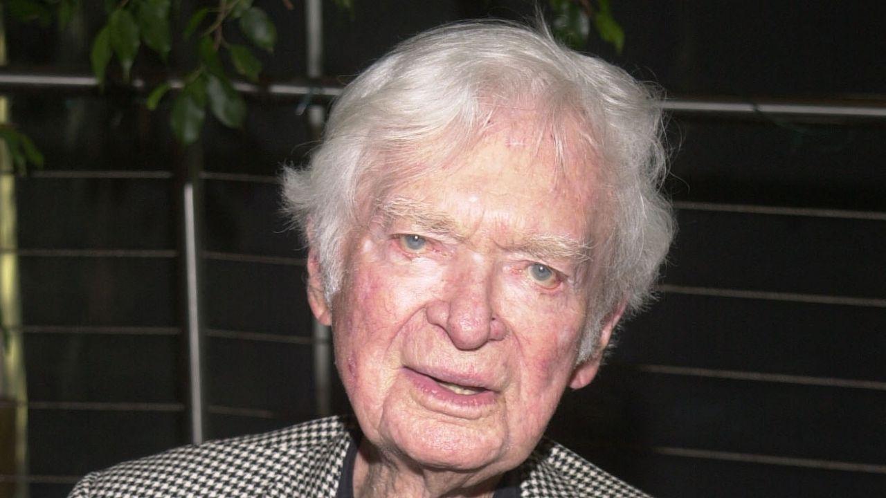 'Beverly Hillbillies' star Buddy Ebsen's incredible rise to fame reveals the secrets behind his success.