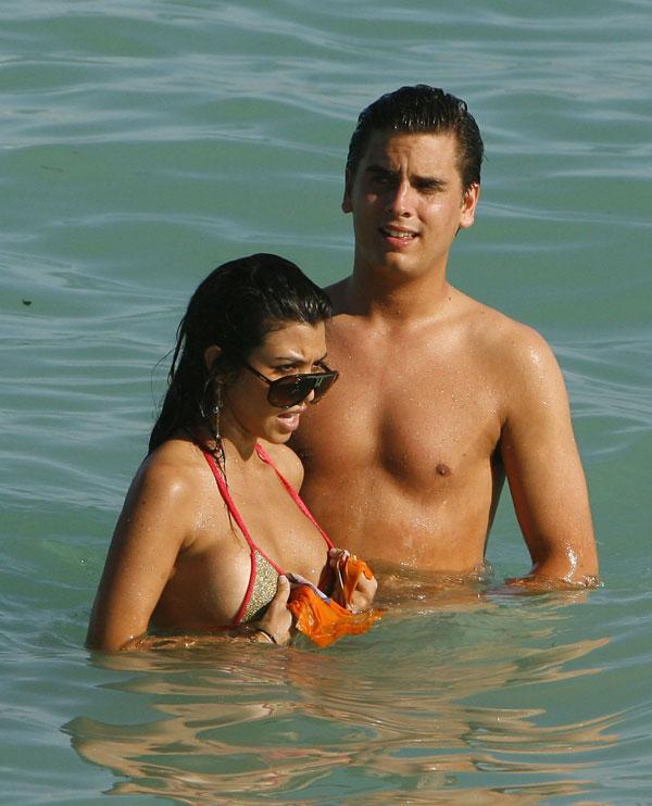 Kourtney Kardashian Isn't Losing Sleep Over Scott Disick : Photo 3910703, Kourtney  Kardashian, Scott Disick Photos