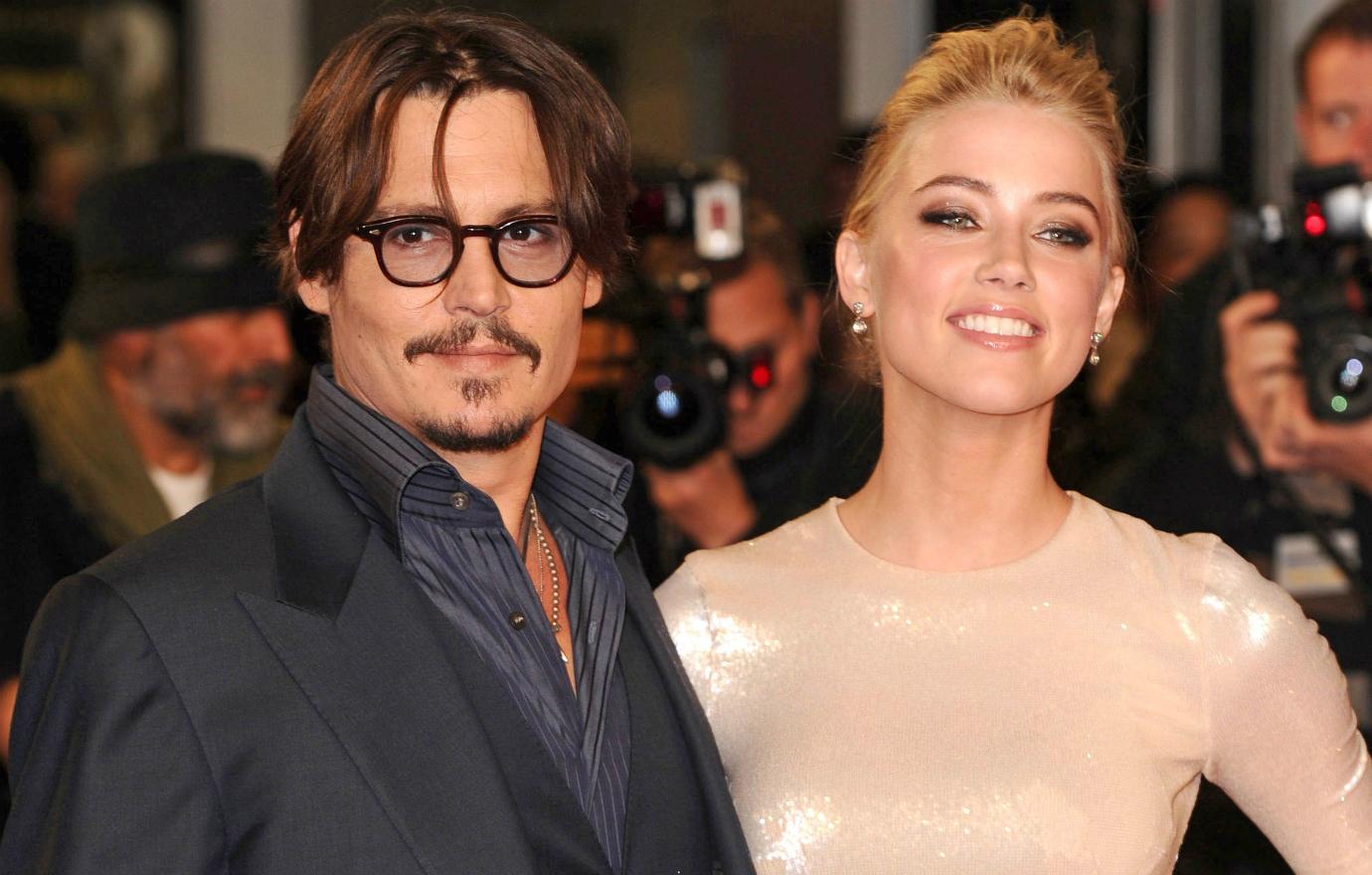 //amber heard and johnny depp stones