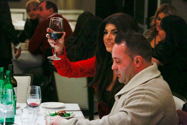 //joe giudice cheating history photos teresa betrayed